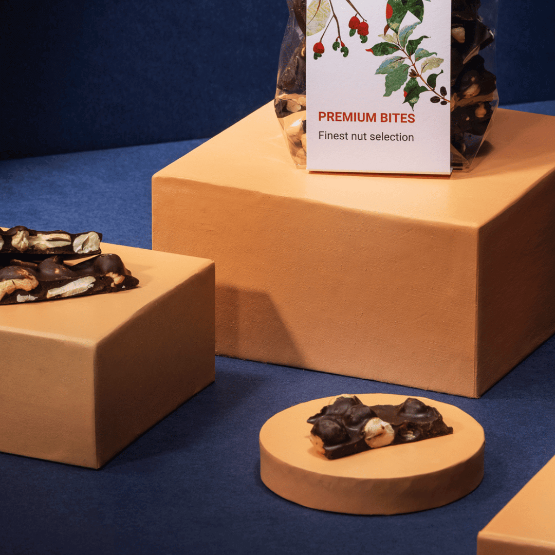 Amanase Bio Vegan Fair Handmade Schokolade Dunkel Nuss