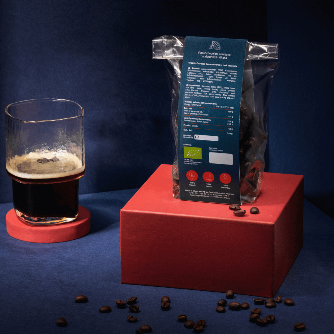 Amanase Espressobohnen umhüllt von veganer Bio-Schokolade – Fair und handgemacht in Ghana